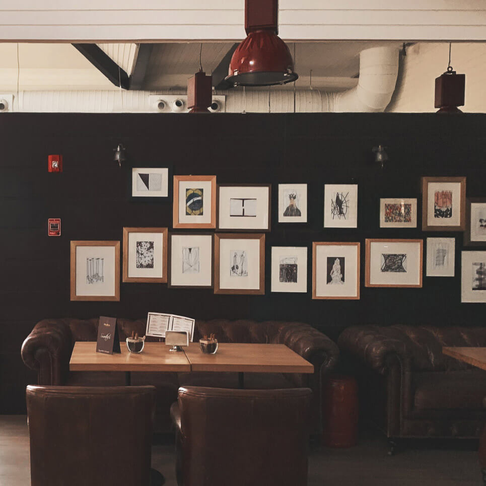 Cafe ve restoranlarda trend olan duvar dekorasyonu süsleri